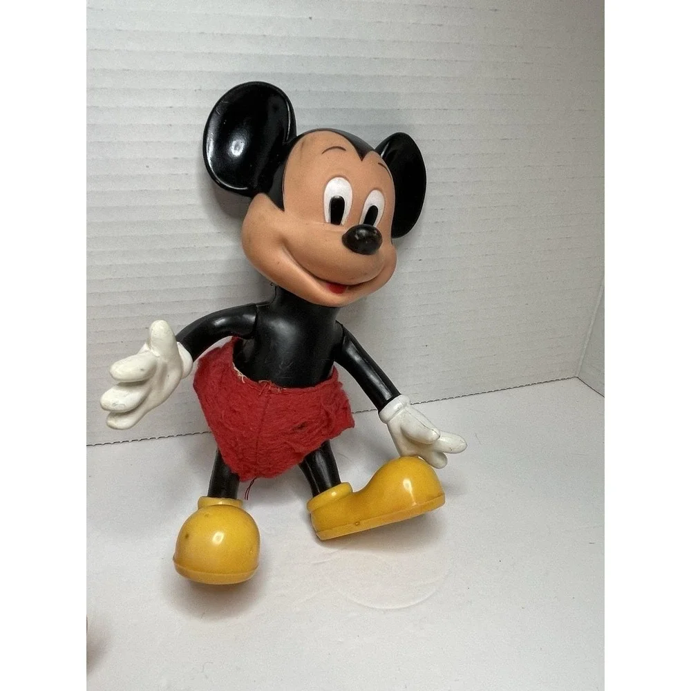 Disney Mickey And Minnie Mouse Vintage 9